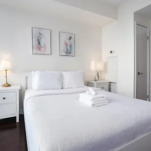 Apartment 2 Bedrooms Downtown With Parking